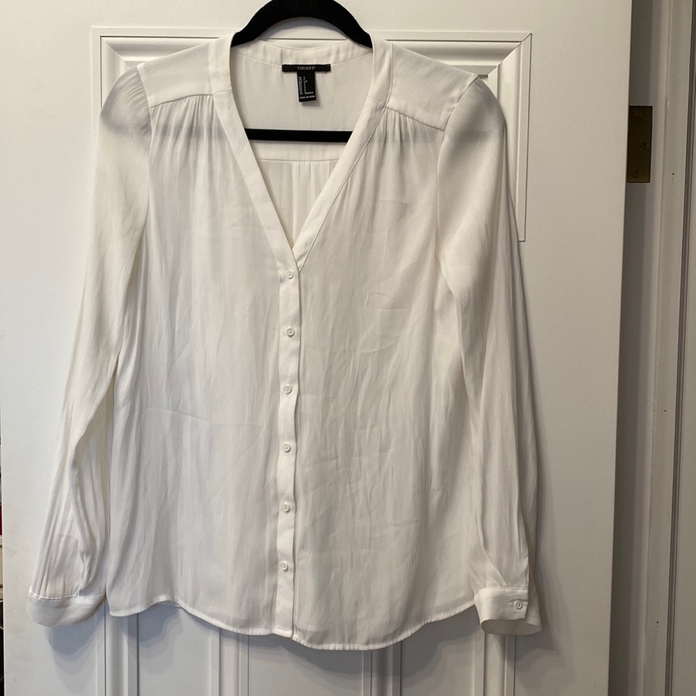 Lightweight white button up size small